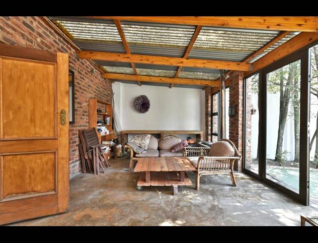 4 BEDROOM HOUSE FOR SALE IN THE GARDENS